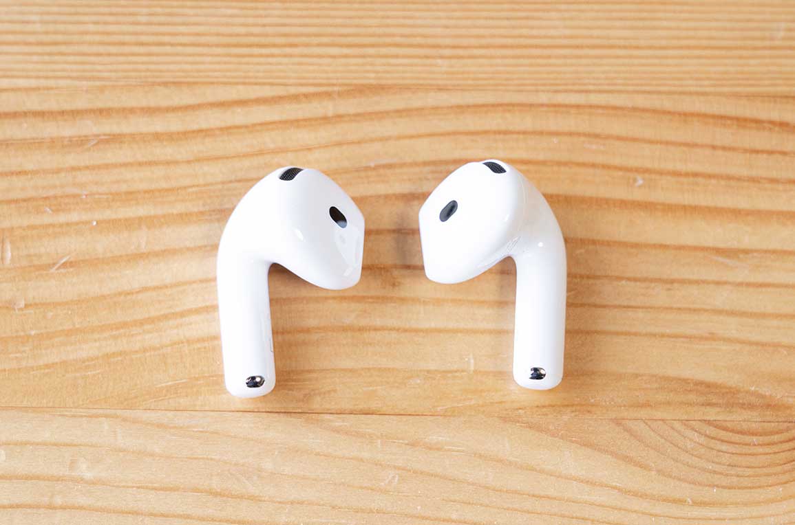 AirPods 4