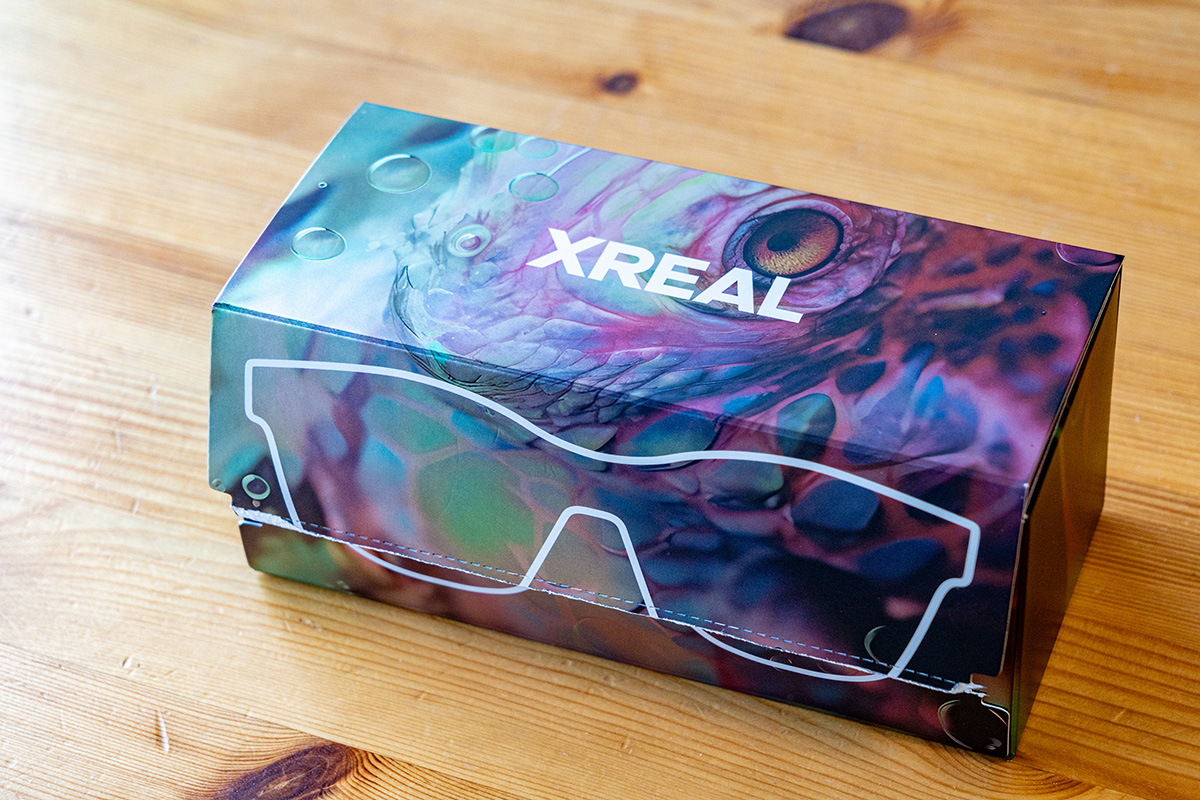 XREAL Air 2 Proの箱
