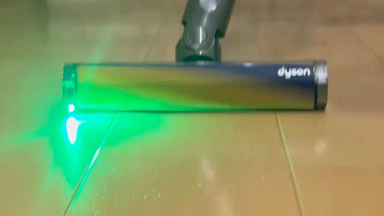 ダイソン　V12 Detect Slim Absolute　コードレス掃除機の使用レビュー
