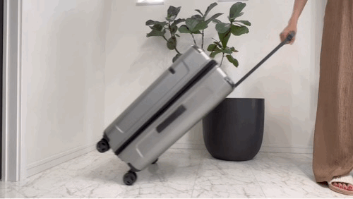 サムソナイト　スーツケース　エヴォアスピナー　レビュー