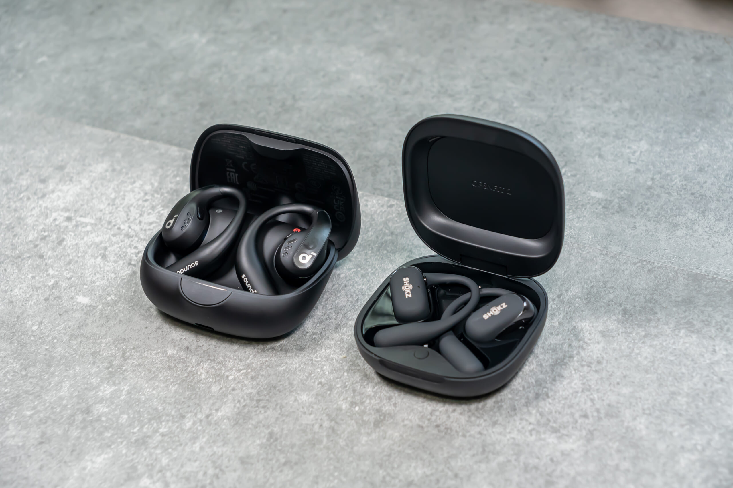 Shokz OpenFit 2とSoundcore AeroFit Pro