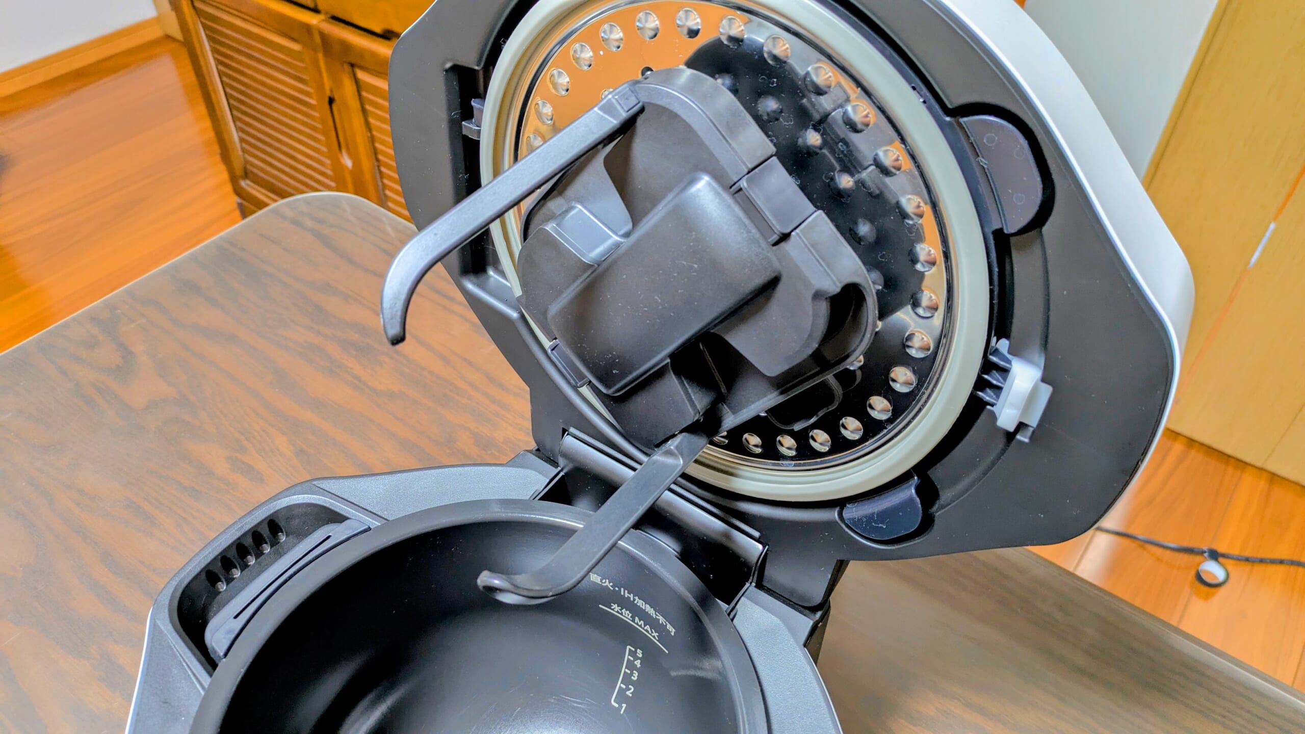 シャープのヘルシオ ホットクックの混ぜ技ユニット