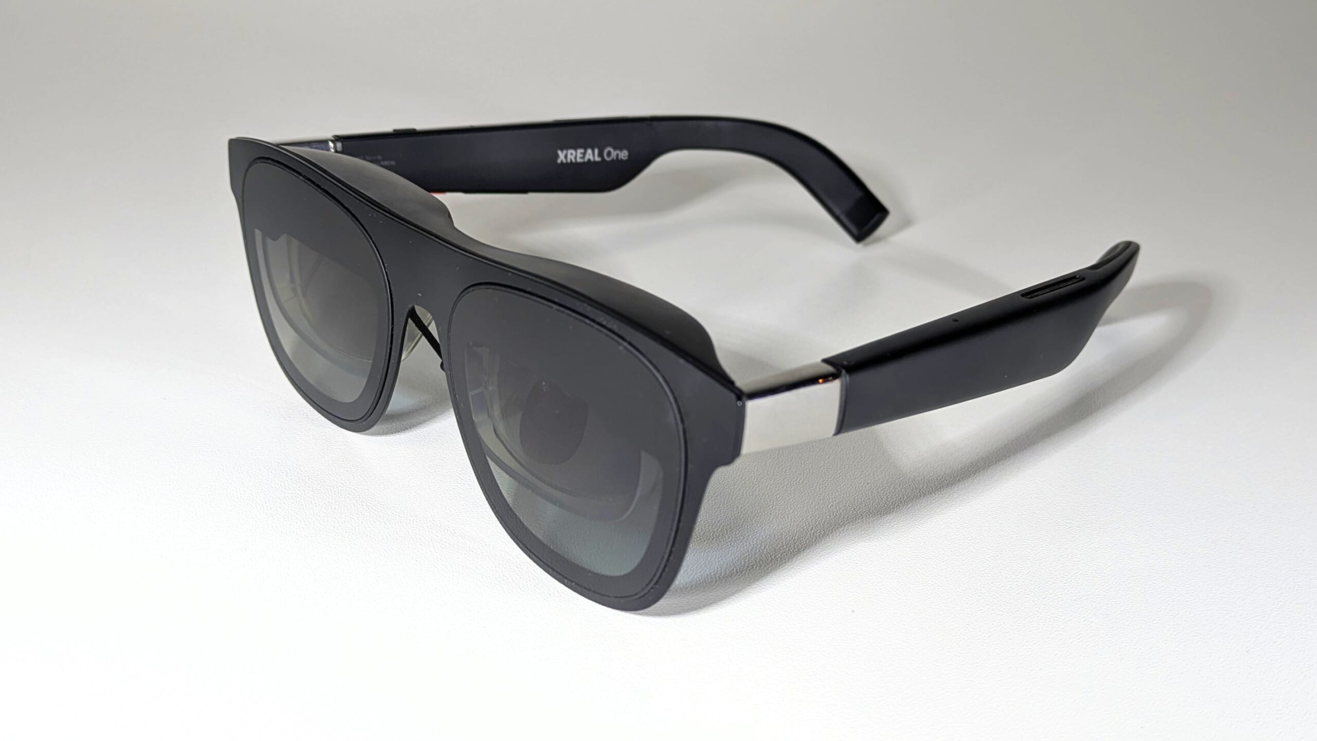 XREAL Oneの製品外観