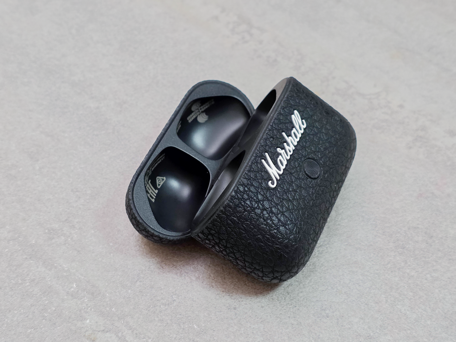 Marshall Motif II A.N.C　レビュー