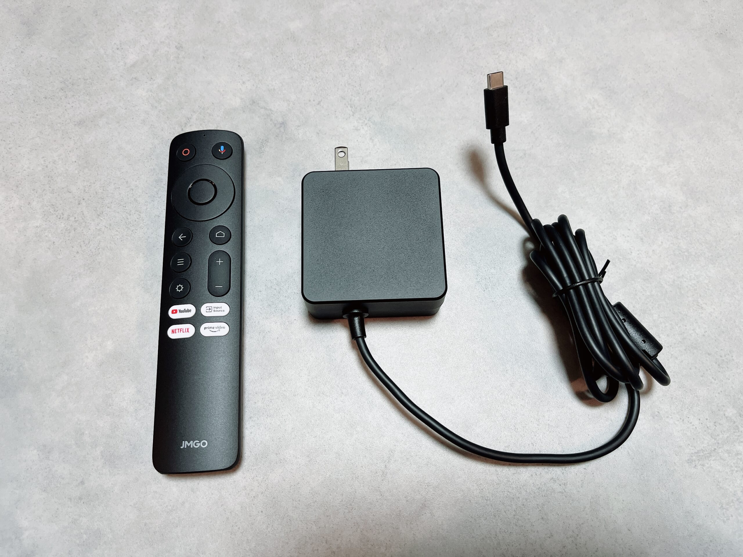 JMGO（ジェイエムゴー） PicoFlix　モバイルプロジェクター　レビュー