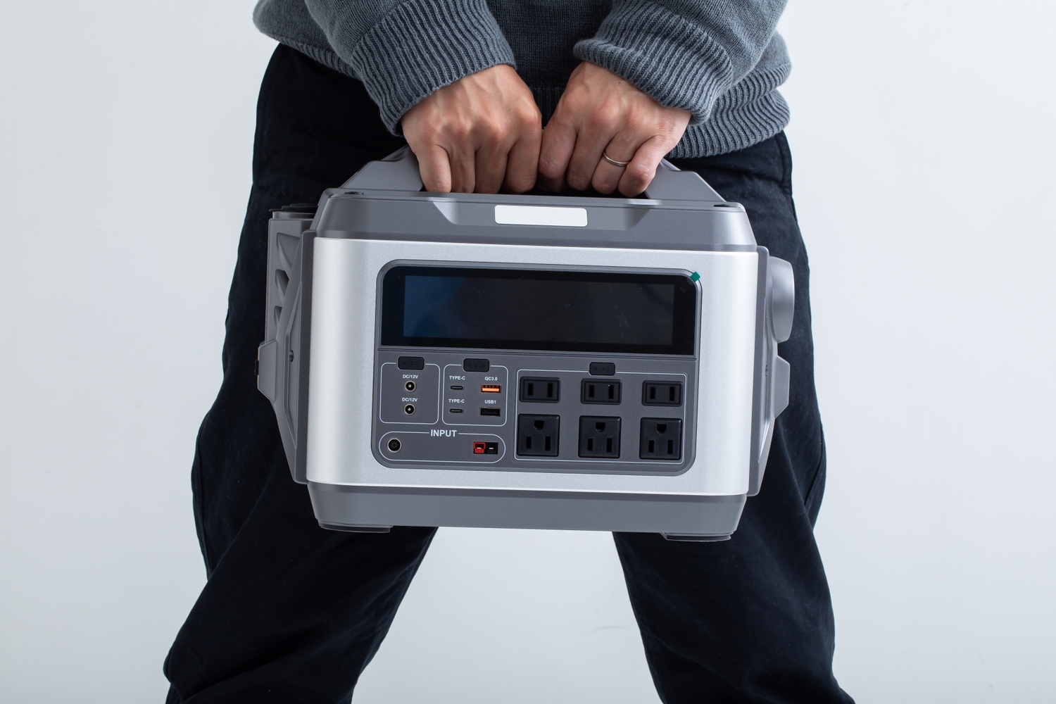 持ち運びやすいサイズ・重さかどうか