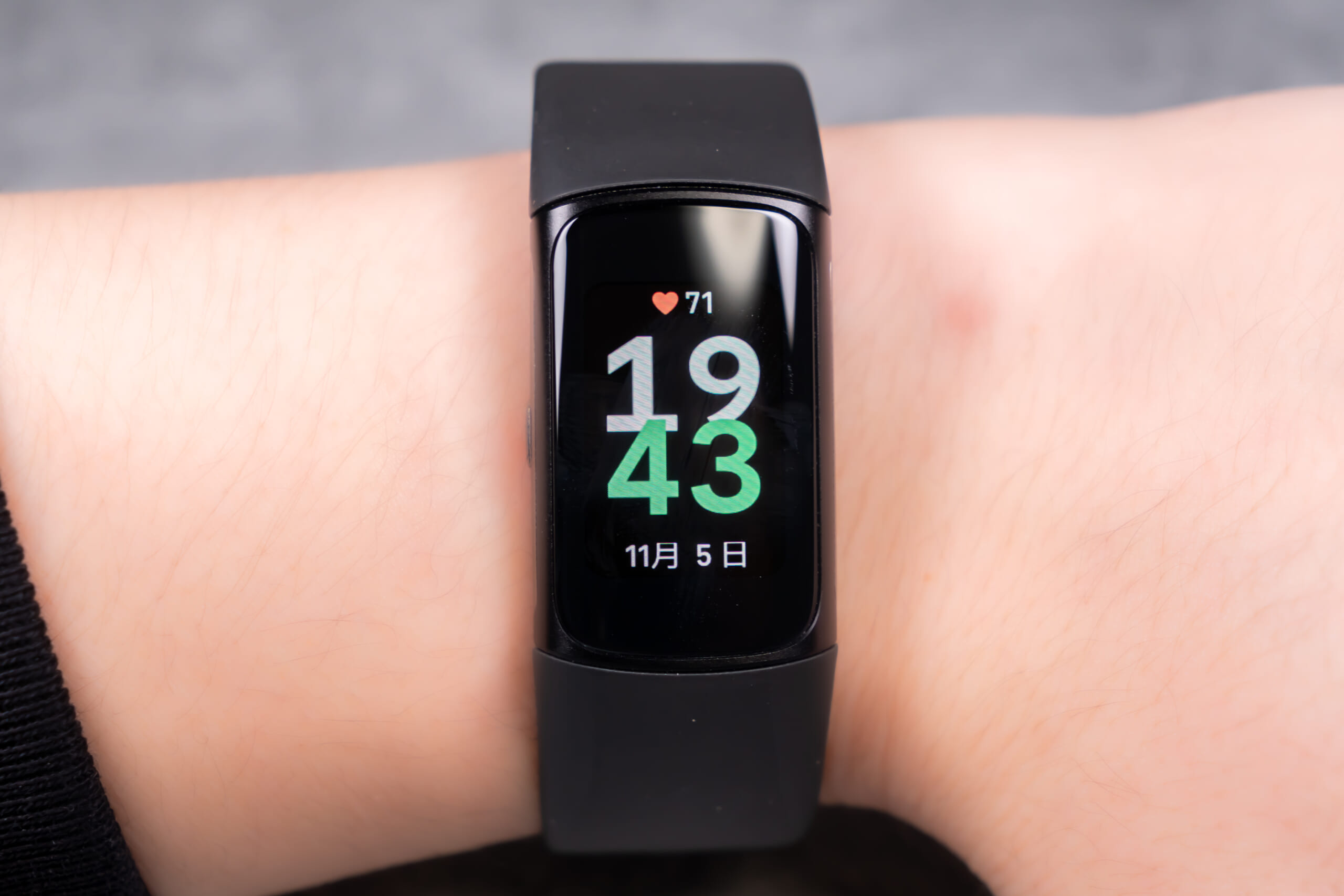 Fitbit Charge 6
