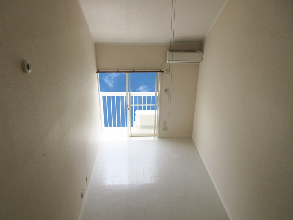 一人暮らしの部屋では画面サイズや性能を活かしにくい