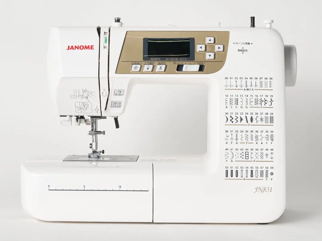 コンピューターミシンの特徴
