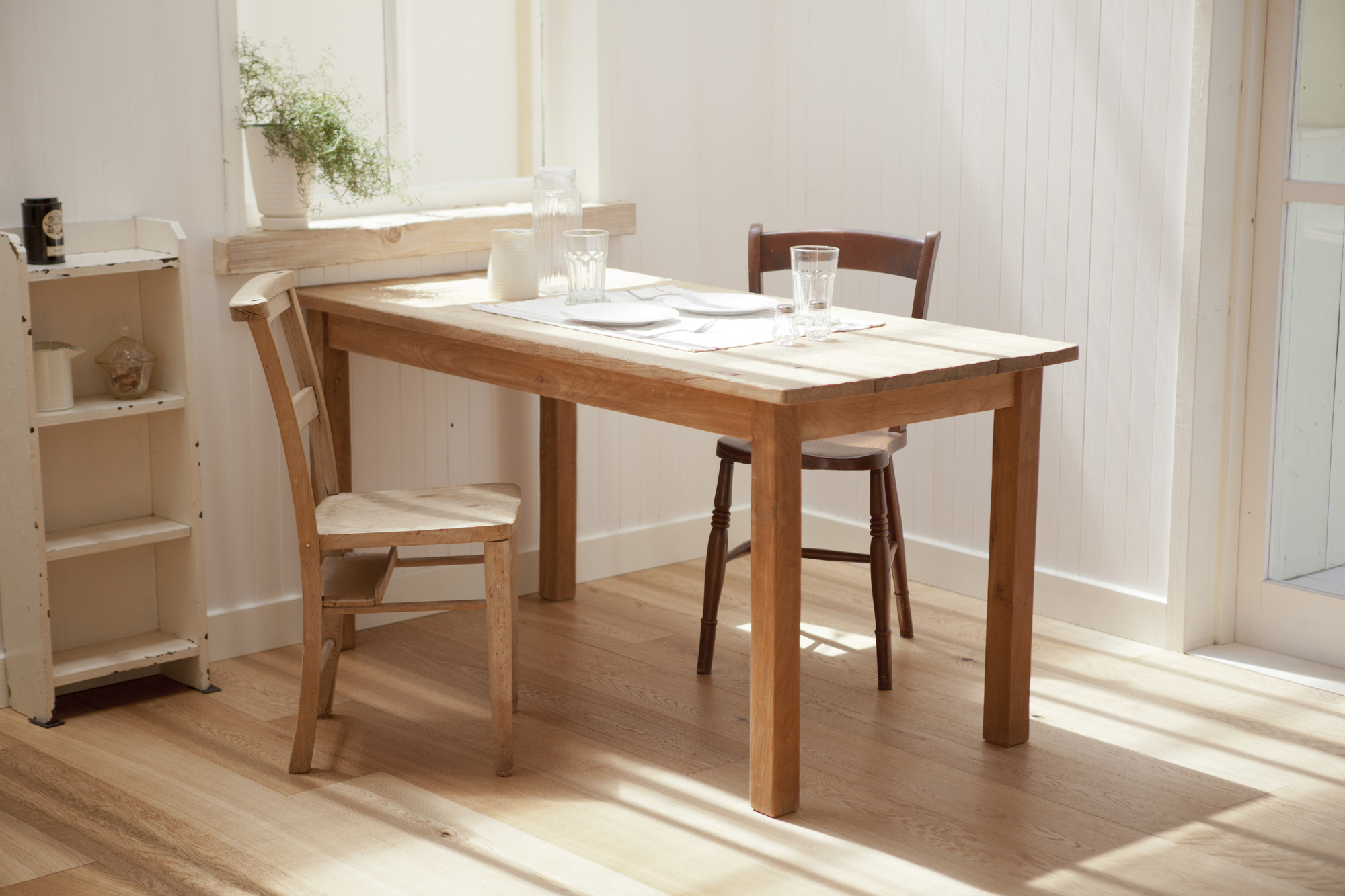 テーブル・イス