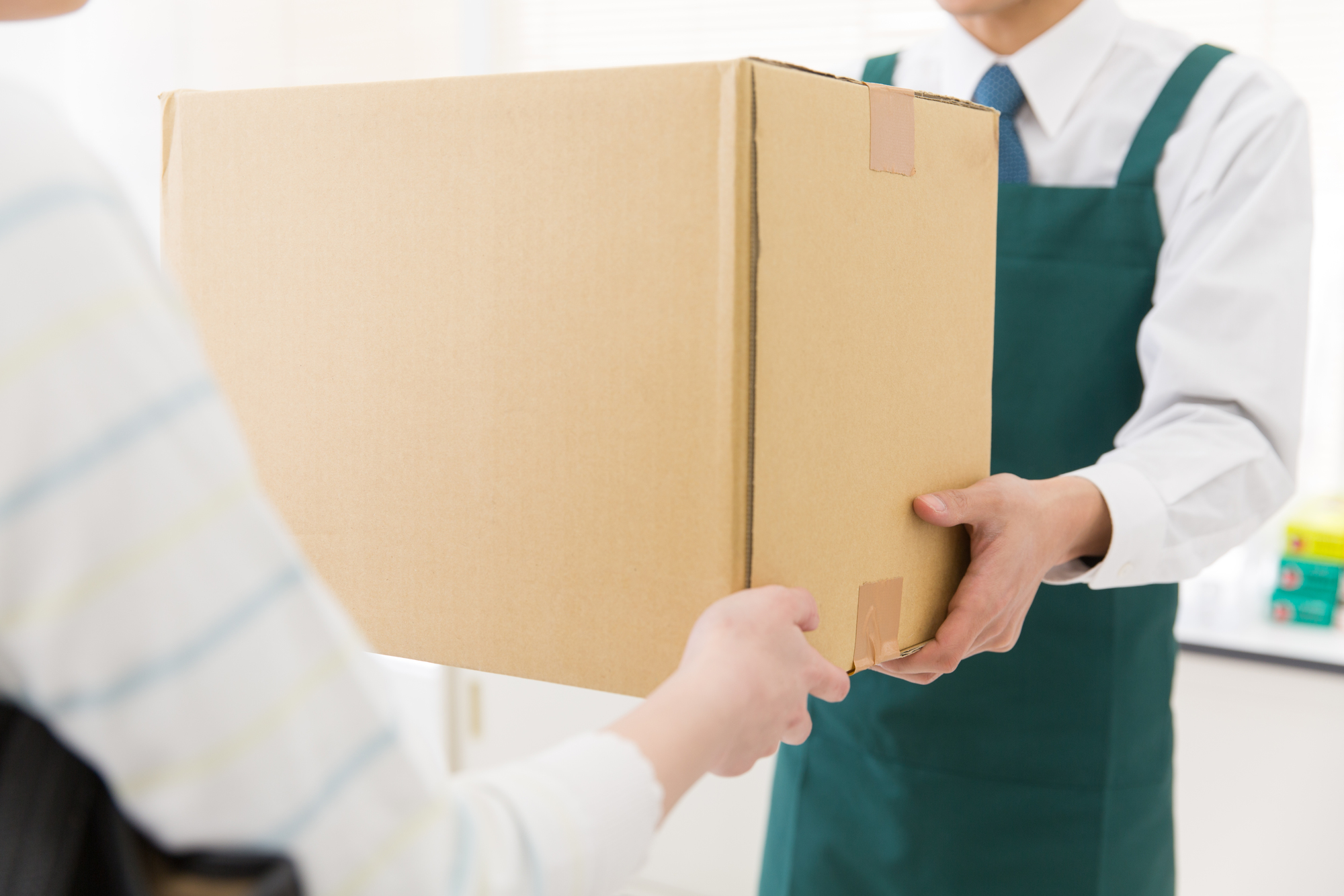 配送ではなく店舗受け取りにする