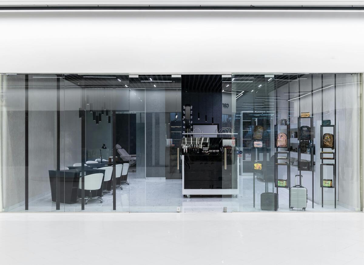 保証や修理を大事にするならスーツケース専門店