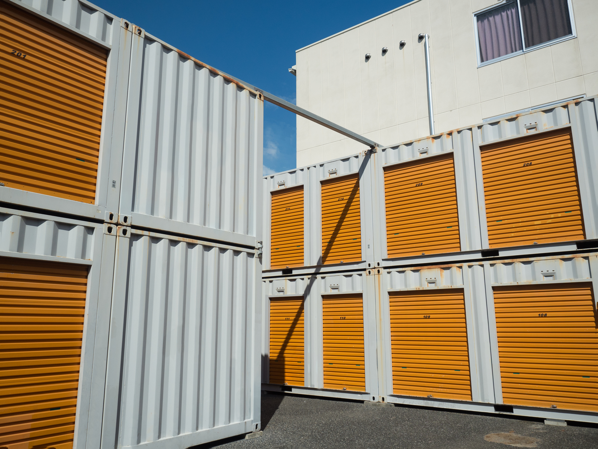 レンタルボックス・トランクルームの外観