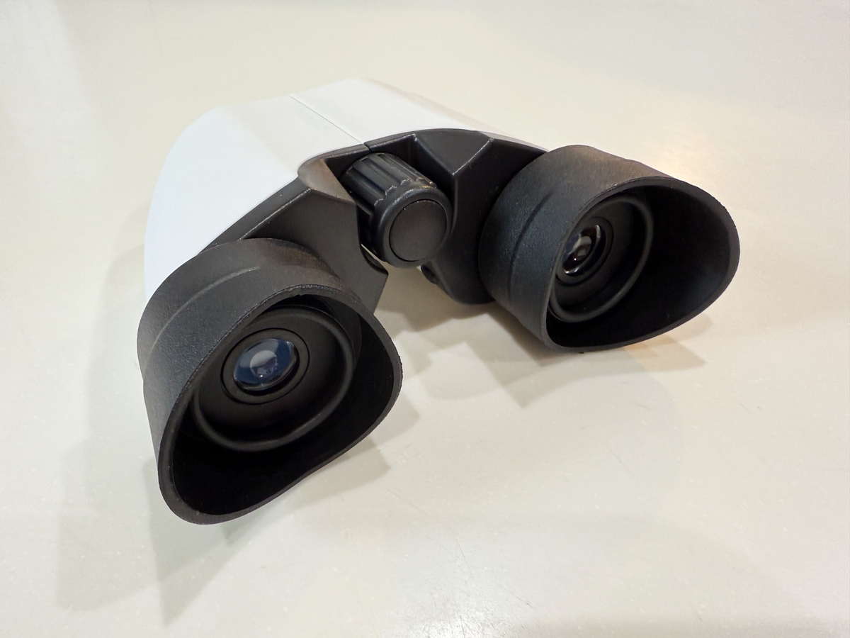 レンズの口径と明るさを確認する