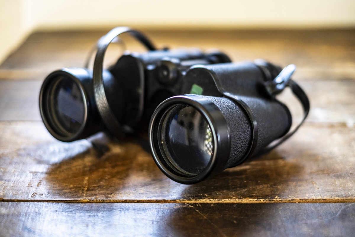 バードウォッチング・野鳥観察なら「双眼鏡」