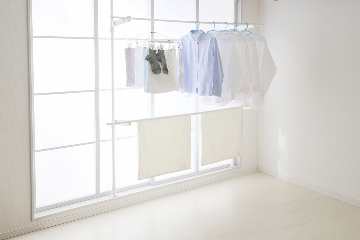 部屋干しや加湿器をよく使う人