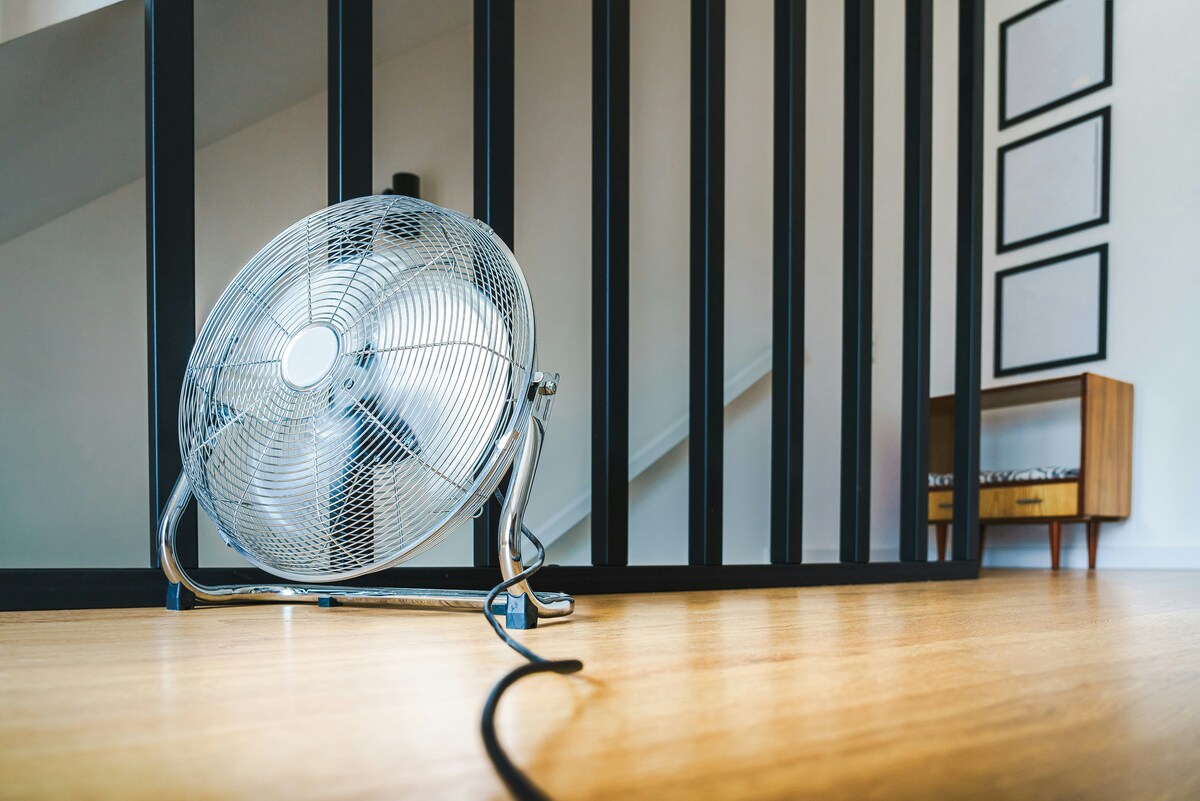 サーキュレーターと扇風機の電気代を比較