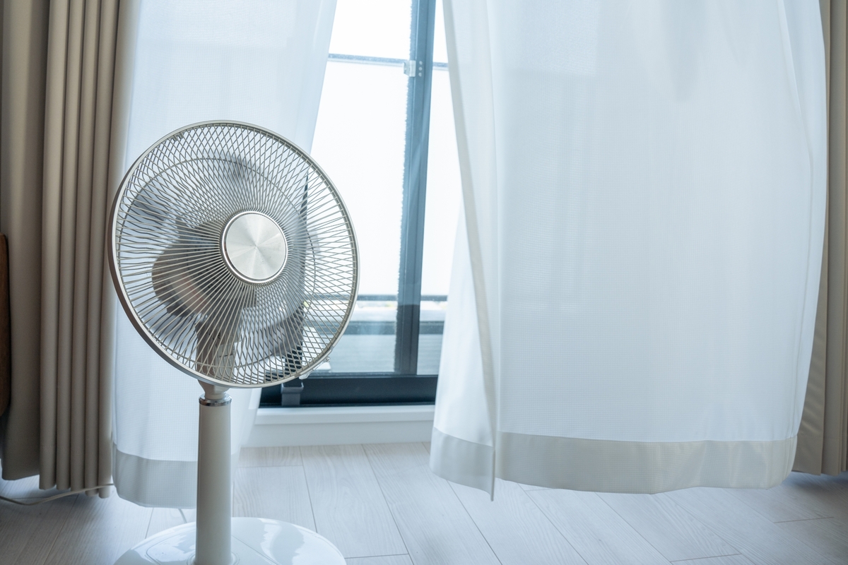 扇風機がおすすめな人①直接風に当たって涼みたい人