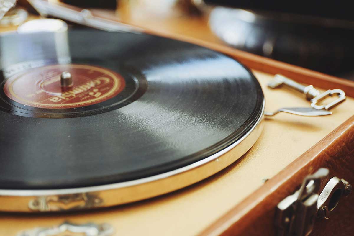 レコードプレーヤー