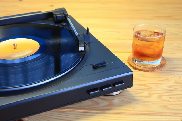 レコードプレーヤー