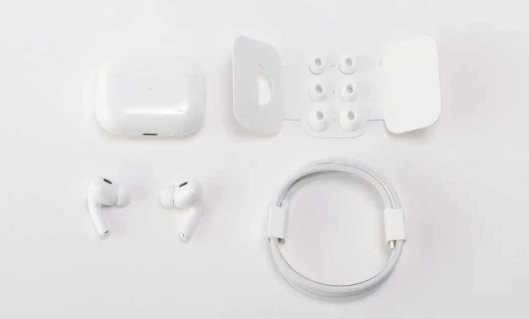 AirPods Pro（第2世代）レビュー：Pro 3が出た今でも買うべき？実機の