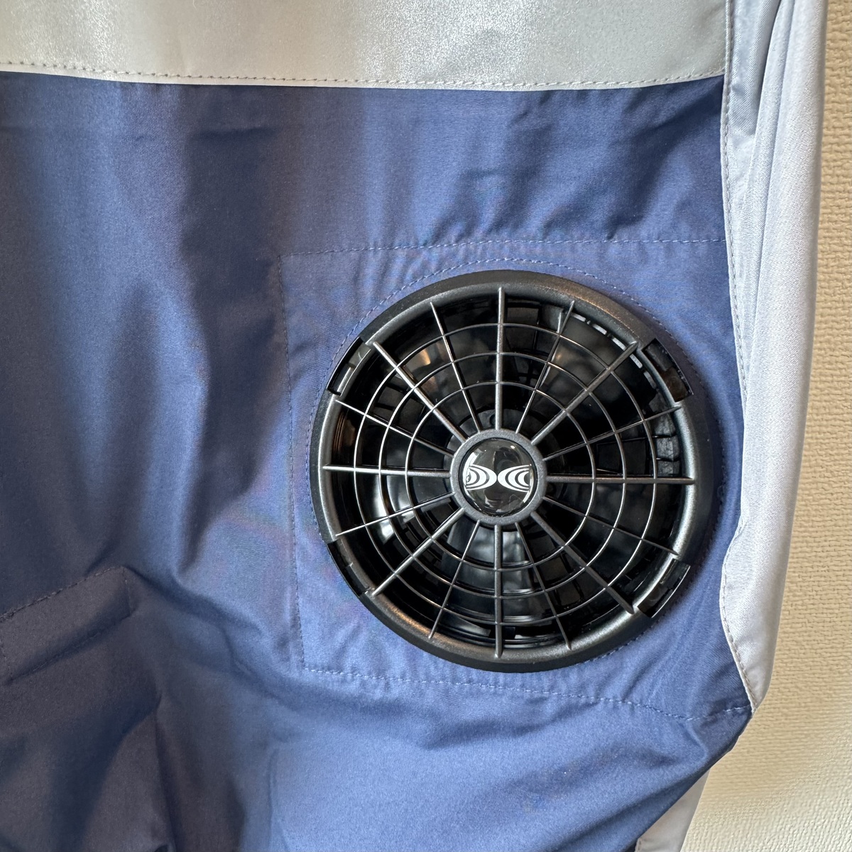 空調服の風量を切り替えるバッテリー出力