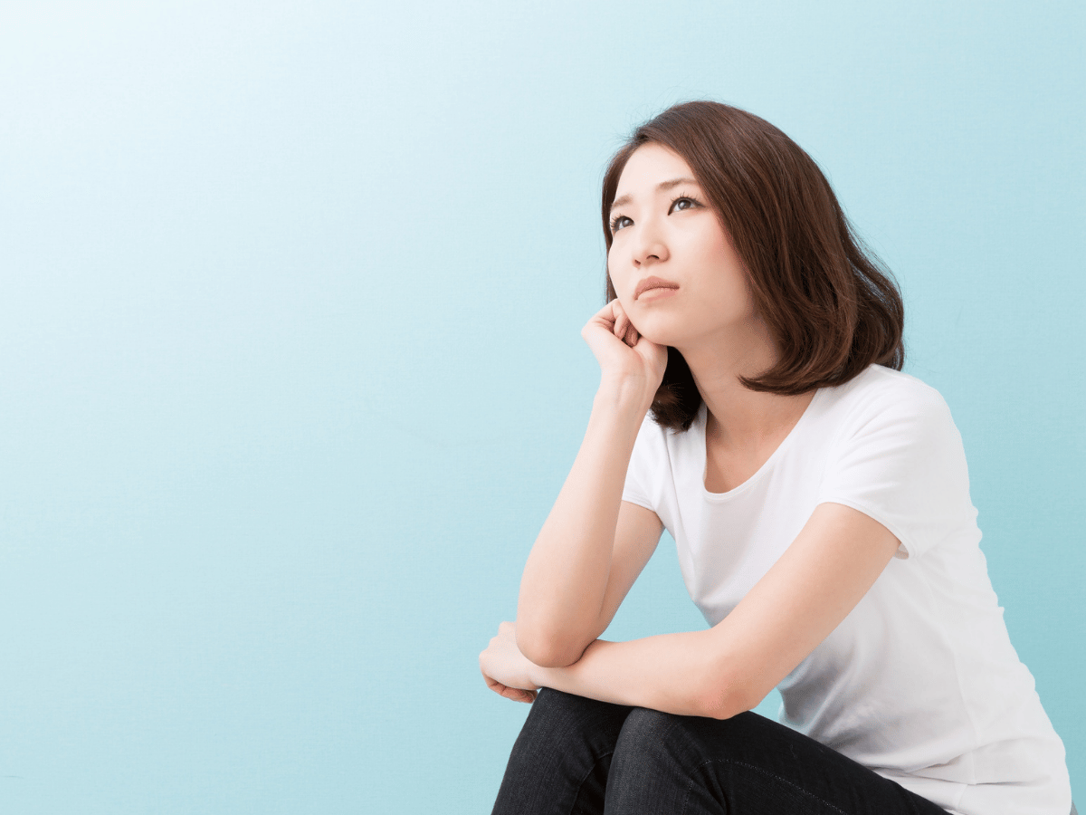 カメラの価格が上がっている理由を解説するイメージ