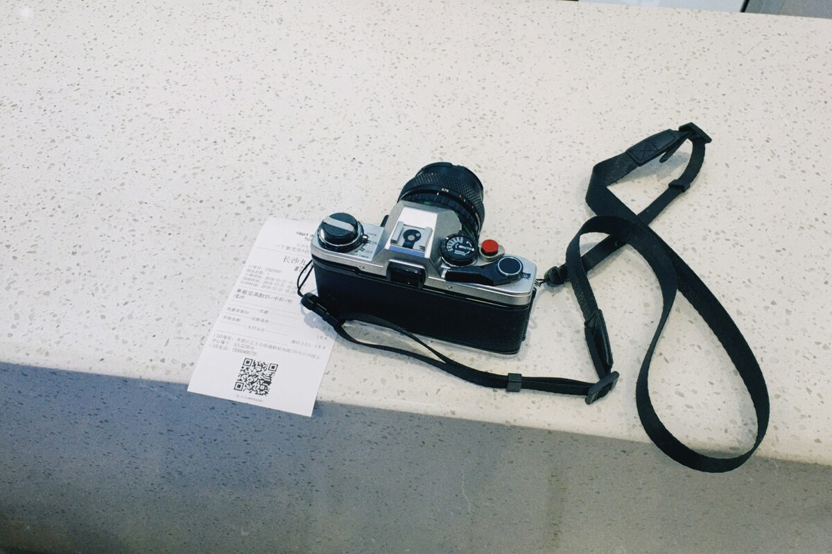 中古カメラのメーカー保証のイメージ