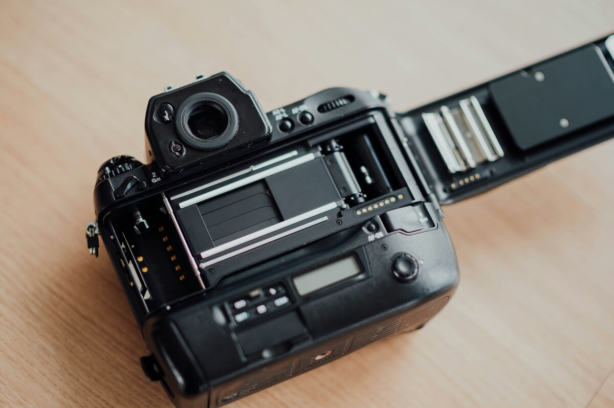 中古カメラの動作確認のイメージ