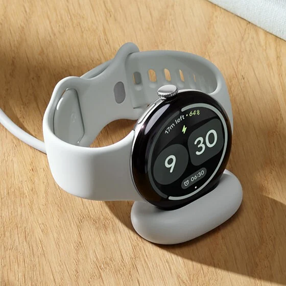 Pixel Watchの充電中の様子